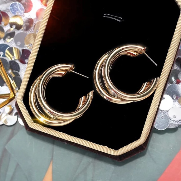 NEW 18K Gold Multi-layer Hoop Earrings - Picture 7 of 7